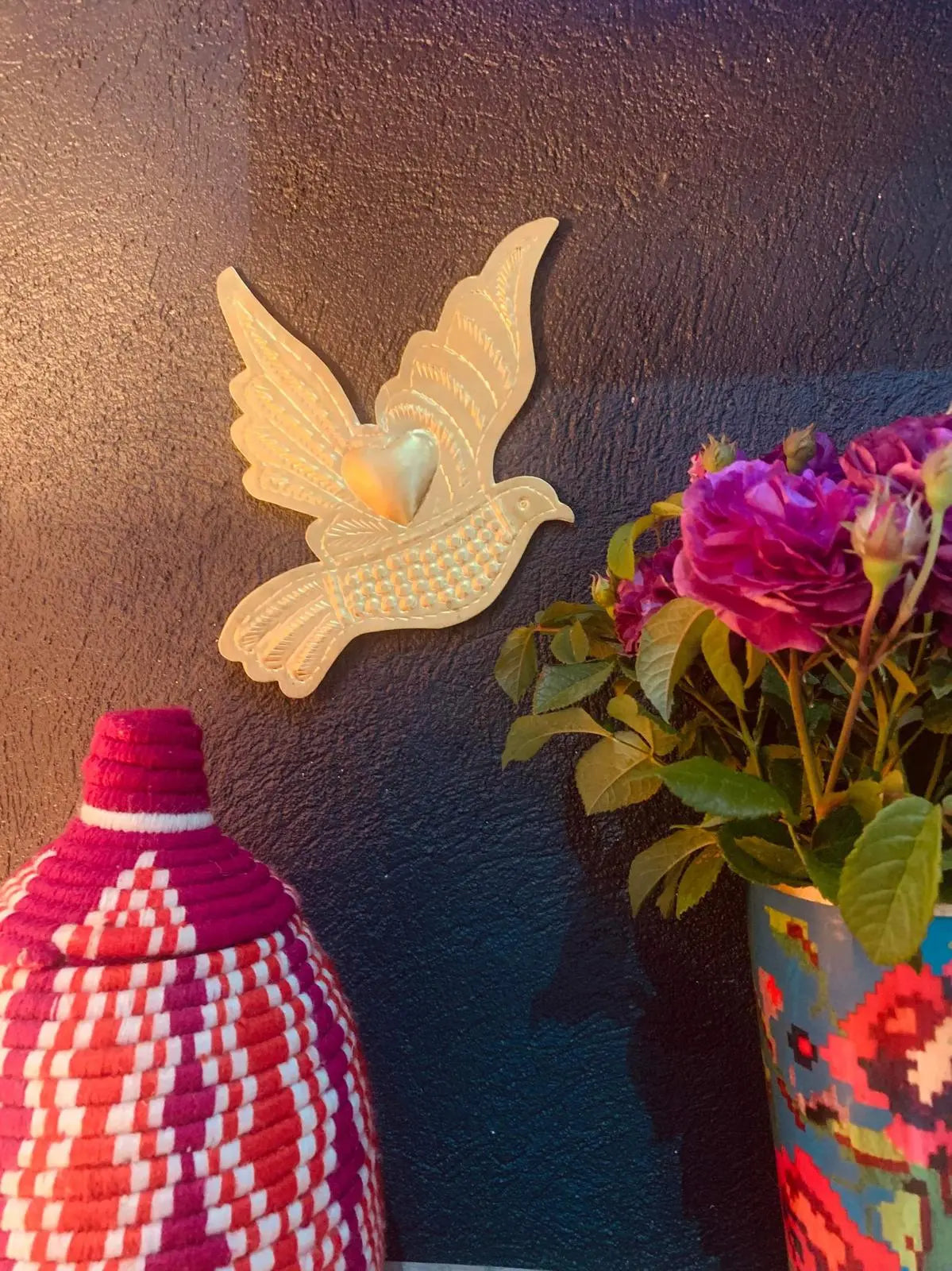 Décoration murale colombe coeur en laiton Le souk de lili