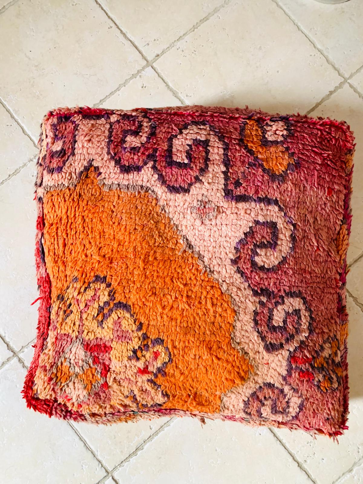 Grand Pouf Berbères Boujaad en pure laine Le souk de lili
