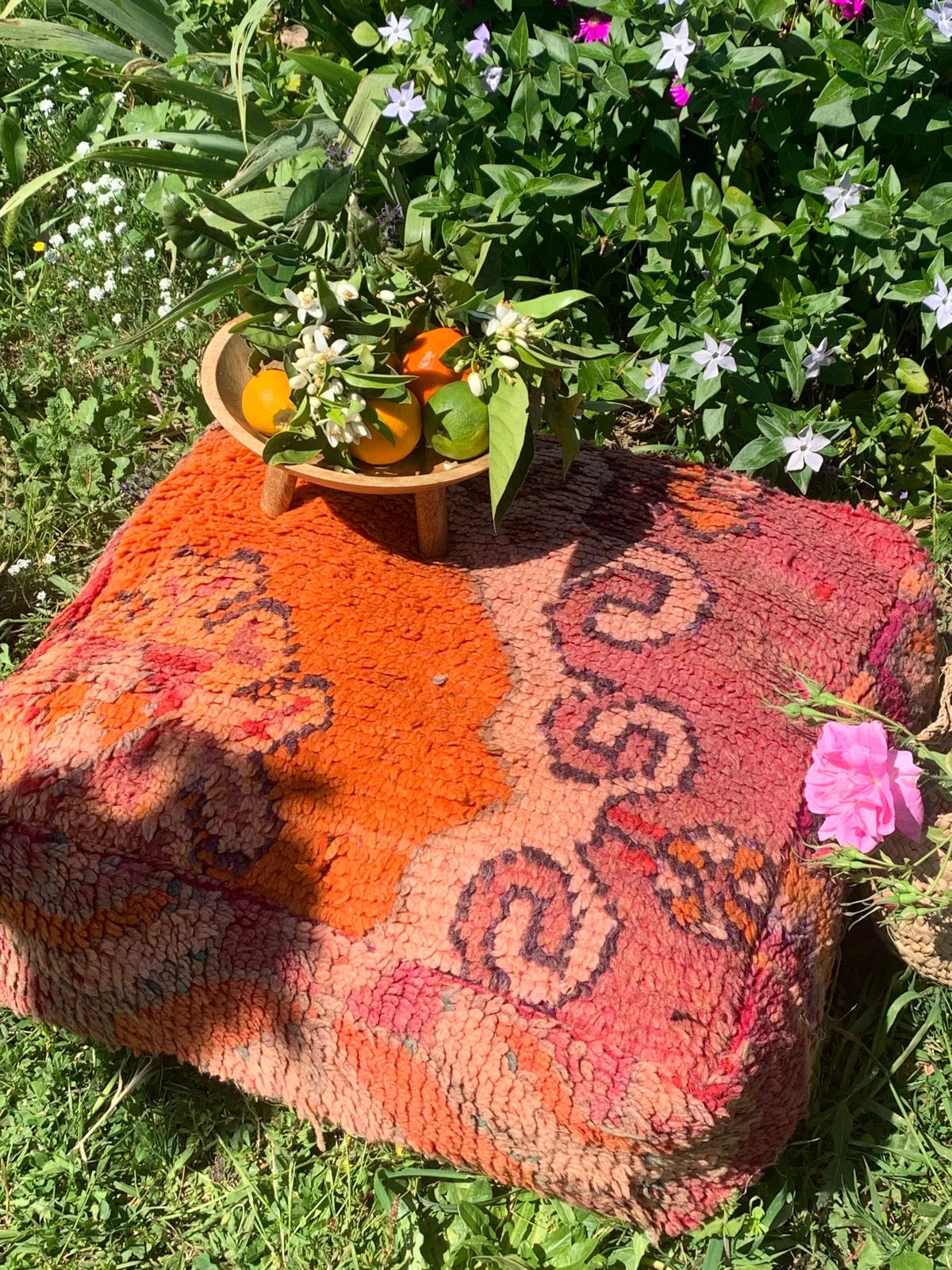 Grand Pouf Berbères Boujaad en pure laine Le souk de lili