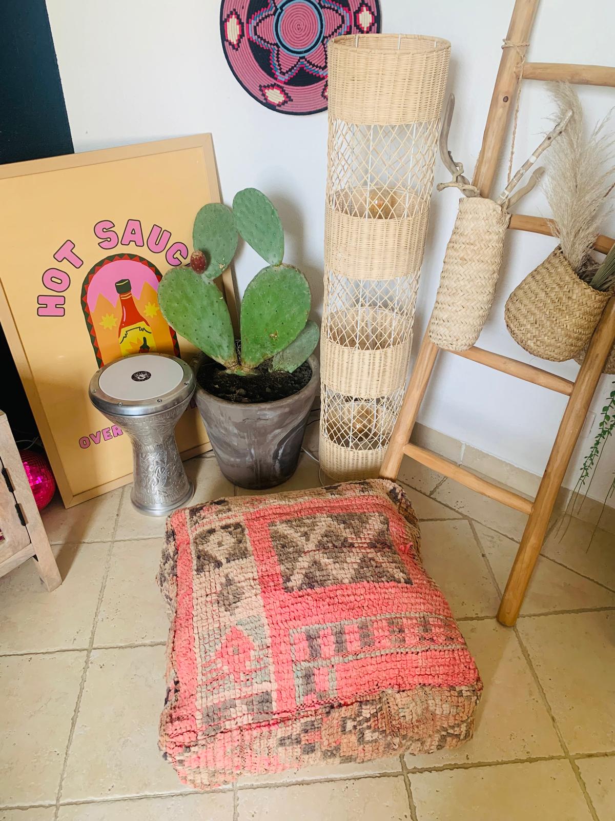 Grand pouf Berbères Boujaad en pure laine Le souk de lili
